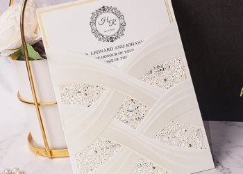 Charm The Hearts of Guests With Elegant Wedding Invitations