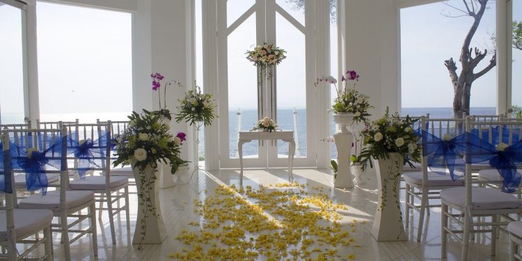 The Luminaire Wedding Venue- Your Magical Moment Comes To Life Here