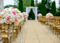 Framing the Walk: Elegant Wedding Aisle Decoration Concepts