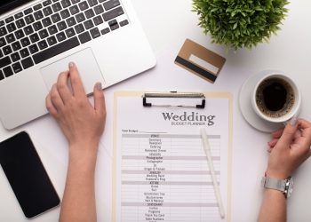 Wedding Planner: The Complete Guide to Planning a Perfect Wedding